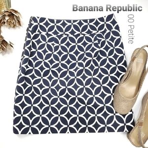 Banana Republic Blue Geo Design Pattern Skirt 00 P